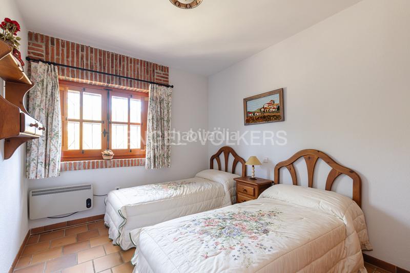 Foto fcce3105-a1ba-47e4-a8fe-0c341382573a. Mas avec chauffage parking dans Pino Alto-Navarredonda Valdemorillo