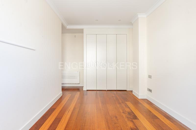 Foto 0a020f3b-1ce2-482b-9d4e-cf58d124a1f2. Appartement avec chauffage parking piscine dans Arroyo de la Vega La Moraleja