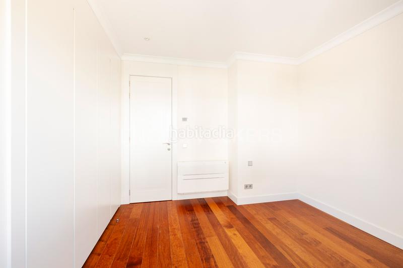 Foto 3461efd0-233c-4d1b-b698-9dbb6a0f6590. Appartement avec chauffage parking piscine dans Arroyo de la Vega La Moraleja