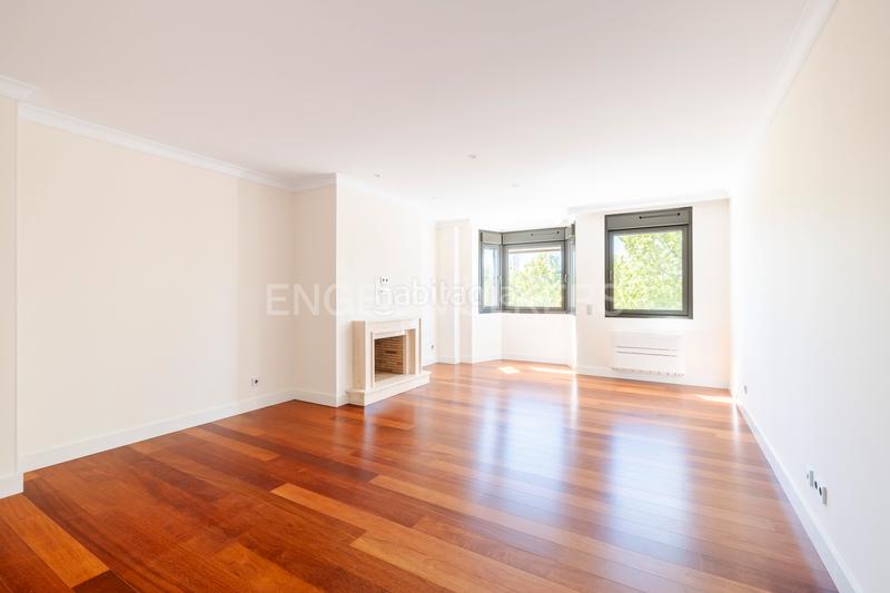 Foto bc911bed-1d01-4dc5-bcf5-196365786af6. Appartement avec chauffage parking piscine dans Arroyo de la Vega La Moraleja