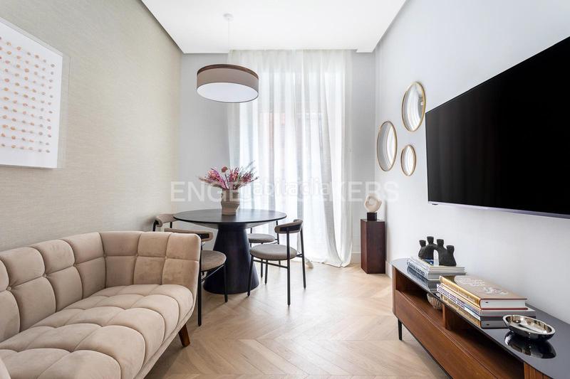 Foto a8eb7553-8c7d-4b1e-9e78-271829d131ee. Location appartement avec chauffage piscine dans Trafalgar Madrid