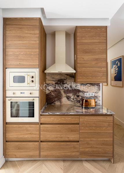 Foto 56c4fe18-a9f5-46d3-9b6c-1e741eac0cbe. Rent apartment with heating pool in Trafalgar Madrid