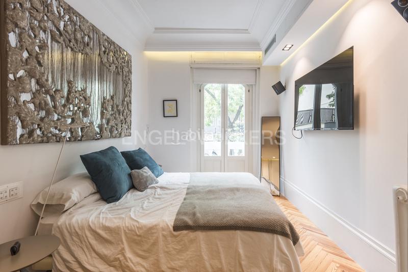 Foto 846b91d5-c8d5-4e37-8b55-8ff4a5d4c259. Appartement avec chauffage dans Almagro Madrid