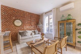 Apartament  Menorca. Piso excepcional en calle menorca