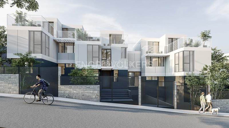 Foto a5d5fd2f-43c2-49b0-a9ab-43d957cd6312. Casa adosada chalets de lujo en obra nueva en Somosaguas Pozuelo de Alarcón