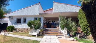 Maison à Guadarrama. Chalet individual en guadarrama