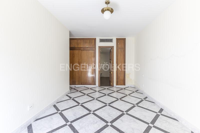 Foto 53783105-812c-4dd8-9319-2c56733c4917. Alquiler apartamento amplio y luminoso piso en argelles en alquiler en Madrid