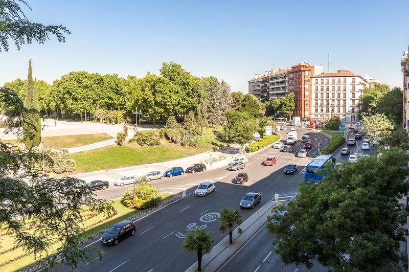 Foto 4bb62dac-98fc-4d42-8a78-5fb768af4109. Location appartement avec chauffage parking dans Argüelles Madrid