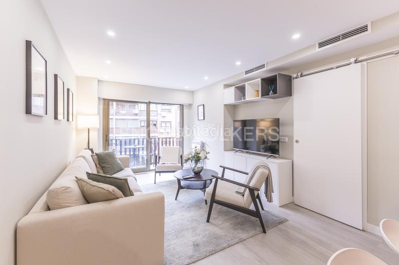 Foto 54d9a49c-5d12-47dd-93e0-c5403ccad27b. Piccolo appartamento con riscaldamento parcheggio in Madrid