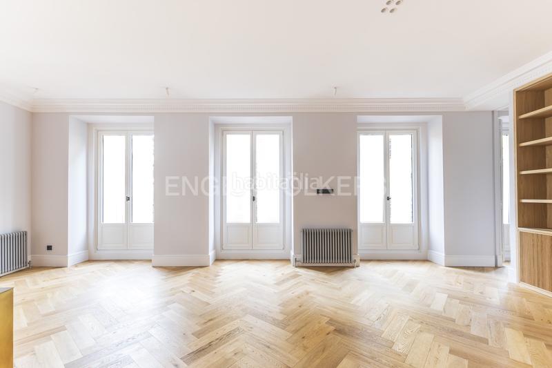 Foto 60dc8bac-f451-4b75-88d2-b225378beb58. Appartement mit heizung in Justicia-Chueca Madrid