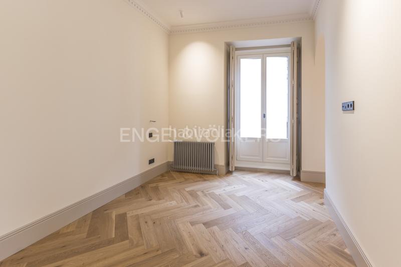 Foto fbc83531-61a7-46f7-b64f-b3df9fc691a1. Appartement mit heizung in Justicia-Chueca Madrid