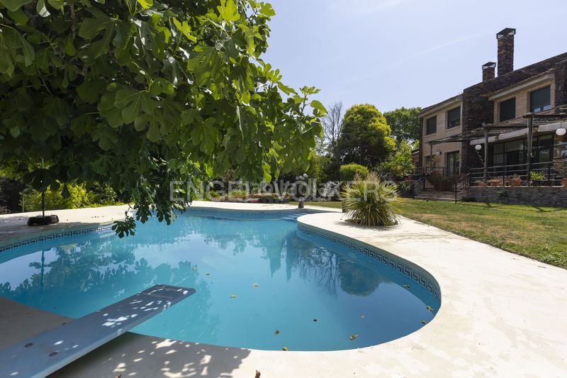 Foto e0fbd56b-e1f5-4fe7-bdc9-89a3b38f99ca. Masia amb calefacció aparcament piscina a Ciudalcampo