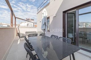 Lloguer Apartament a Castillejos-Cuzco. Luminoso ático de un dormitorio en calle limonero en alquiler