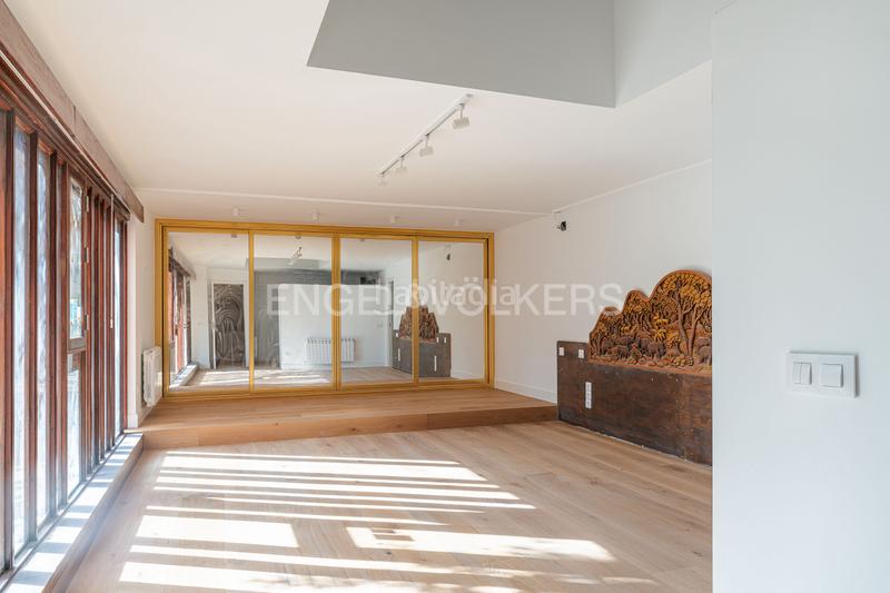 Foto d4ed1e08-ed5c-4a3f-acea-edc04eaaa7be. Lloguer casa amb calefacció aparcament piscina a Pozuelo de Alarcón