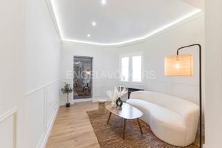 Apartament  Calle de los peñascales. Luminoso piso reformado en fuente del berro