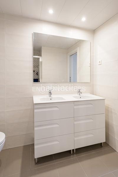 Foto 57c8ead4-f367-4cf4-aee0-391125476a59. Attico con riscaldamento parcheggio piscina in Tempranales San Sebastián de los Reyes