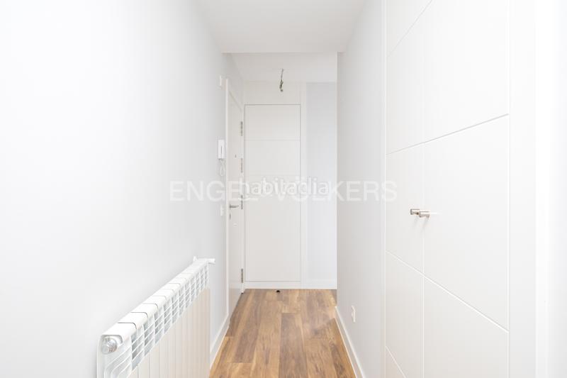 Foto b39873ca-2825-4c51-8035-e5813ef82b49. Attico con riscaldamento parcheggio piscina in Tempranales San Sebastián de los Reyes