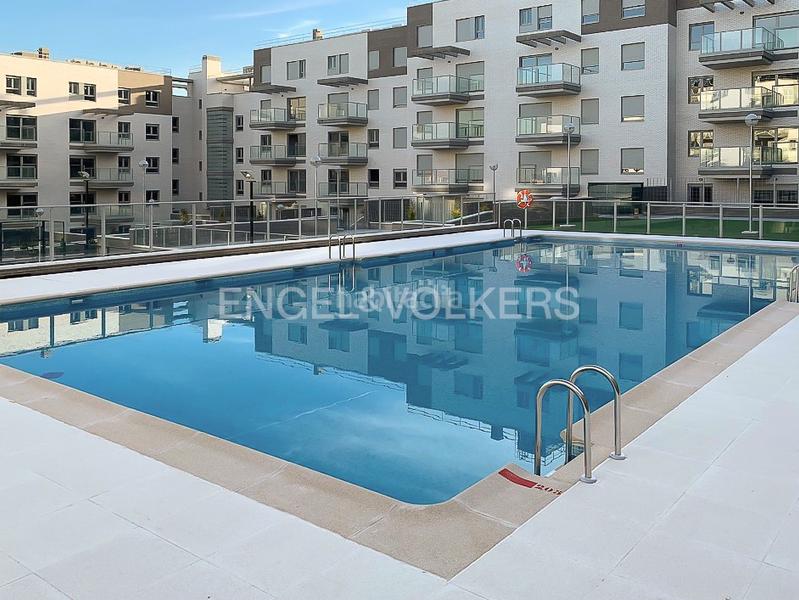 Foto c03ef242-ce66-48fe-88ae-cfcddc0774d2. Attico con riscaldamento parcheggio piscina in Tempranales San Sebastián de los Reyes