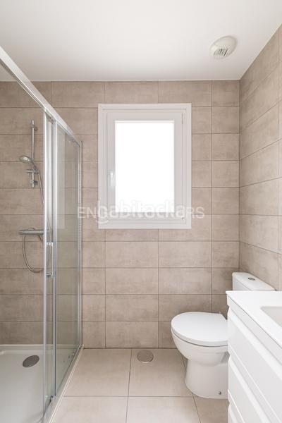 Foto c53a4584-bd80-4125-bb66-cfbe9aef7795. Attico con riscaldamento parcheggio piscina in Tempranales San Sebastián de los Reyes