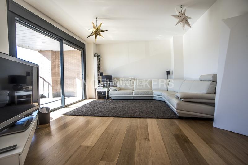 Foto 0836b56d-5e28-40fd-a7e6-1bb2f15acbe1. Piccolo appartamento con riscaldamento parcheggio piscina in La Moraleja