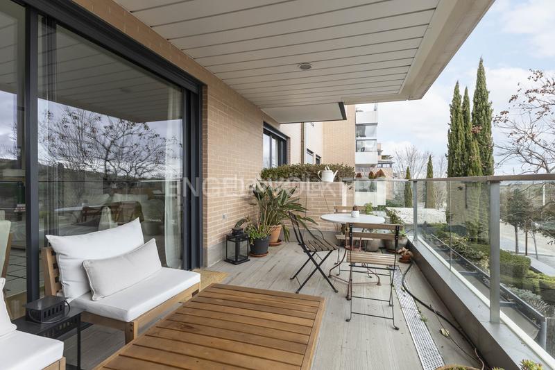 Foto 135854ee-3ab9-466a-a489-9bd33845d5e6. Piccolo appartamento con riscaldamento parcheggio piscina in La Moraleja