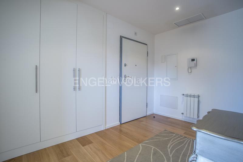 Foto 140fd1c6-f1b5-4641-b761-47e4e2264c9c. Piccolo appartamento con riscaldamento parcheggio piscina in La Moraleja