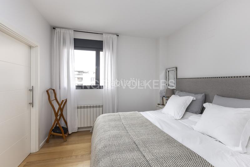 Foto 26f2e535-6c15-4c02-a509-270eb40ed784. Piccolo appartamento con riscaldamento parcheggio piscina in La Moraleja