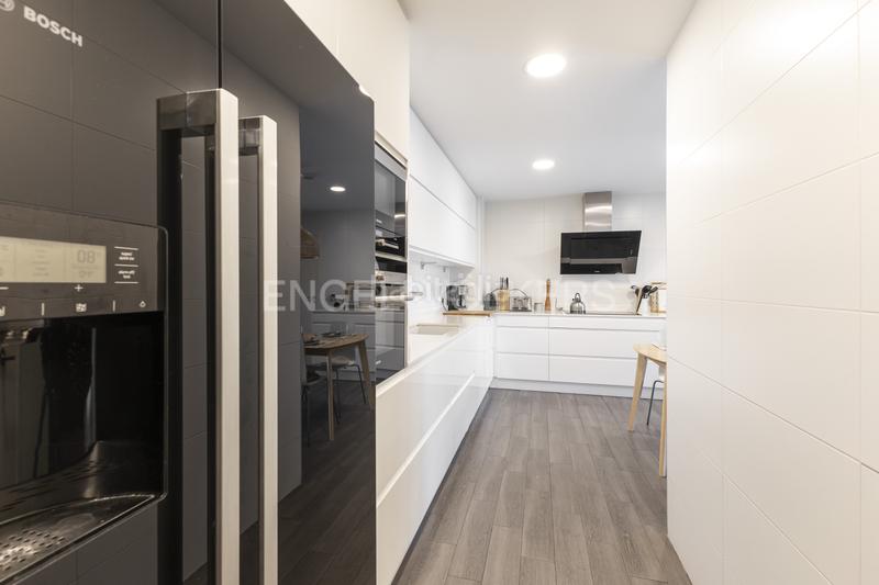 Foto 3fcc010f-8bf9-4249-85d6-d7e160a78c83. Piccolo appartamento con riscaldamento parcheggio piscina in La Moraleja