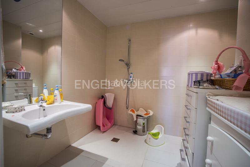 Foto b5996772-1785-43df-b6a8-d38a861204ef. Piccolo appartamento con riscaldamento parcheggio piscina in La Moraleja