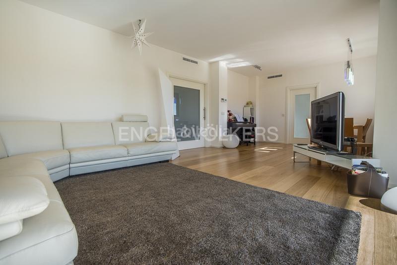 Foto d52d2a26-6dbb-4cdb-8064-4e2c08aaa864. Piccolo appartamento con riscaldamento parcheggio piscina in La Moraleja