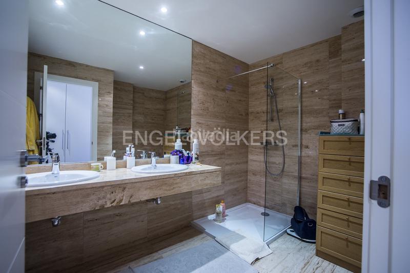 Foto ee84fd11-19d4-43c6-9b1a-adcaf96c44c4. Piccolo appartamento con riscaldamento parcheggio piscina in La Moraleja