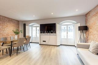 Apartamento en Justicia-Chueca. Espectacular propiedad con 2 balcones en justicia