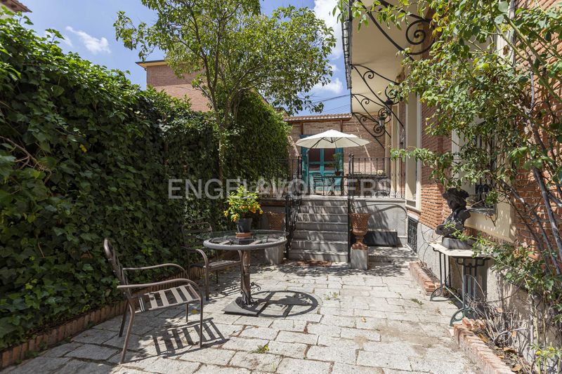 Foto 0064d8c9-7f93-4901-b848-95aaceddeeb3. Casa amb calefacció a El Pardo Madrid