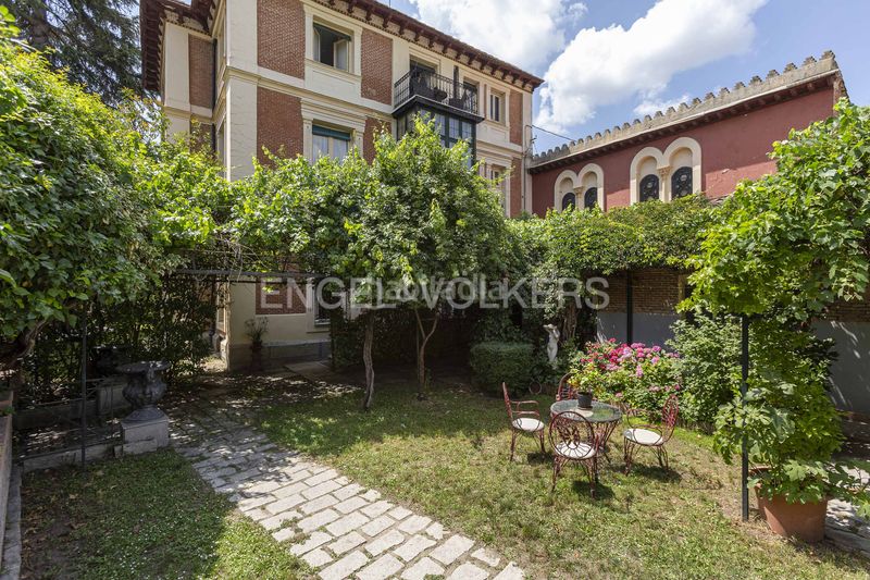 Foto b91582a7-4810-4787-95ae-977c7bd60552. Casa amb calefacció a El Pardo Madrid