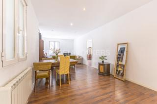 Apartament a Palacio. Luminoso y espacioso piso en madrid de los austrias