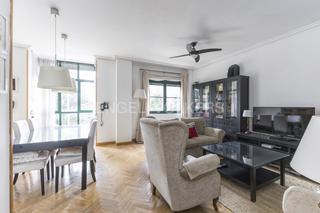 Apartamento en Concepción. Luminoso piso en arturo soria