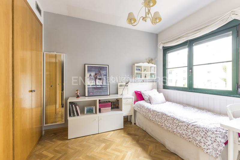 Foto e36a53aa-fe41-44b7-80a6-52b98a49b7d7. Piccolo appartamento con riscaldamento parcheggio piscina in Madrid