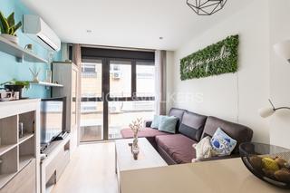 Apartament a Almenara-Ventilla. Moderno piso en almenara