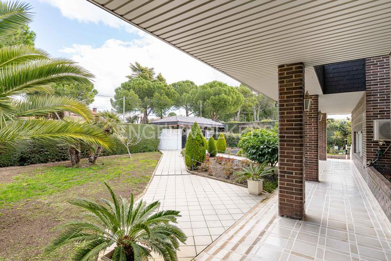 Foto 32a87d0a-9287-4907-8bd0-878509f2e1ec. Casa fantástico chalet unifamiliar en Las Lomas en Boadilla del Monte