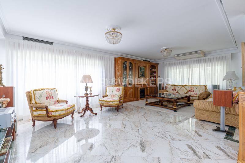 Foto e0e7749c-8f6e-4ed7-b931-f74461169410. Casa fantástico chalet unifamiliar en Las Lomas en Boadilla del Monte