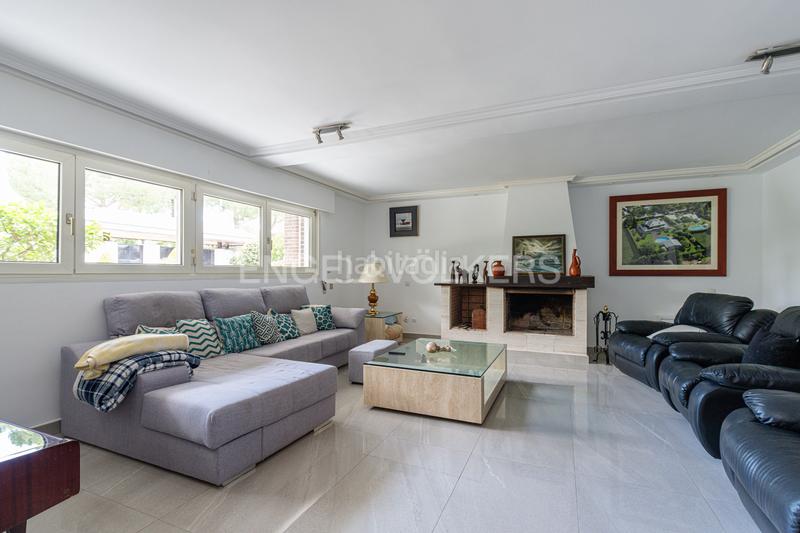 Foto e6a751ce-6cc3-4656-823b-81d2a24e3732. Casa fantástico chalet unifamiliar en Las Lomas en Boadilla del Monte