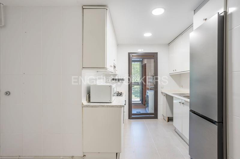 Foto 76c19241-5760-475e-b5df-82c0425c8fa3. Lloguer apartament amb calefacció aparcament a Imperial Madrid