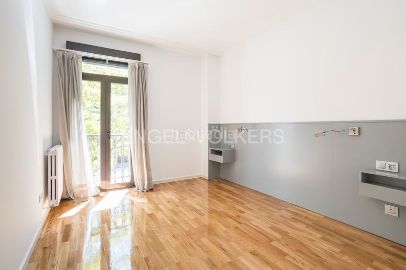 Foto 79cac8ff-2990-443a-ab6b-4d40da0635d7. Lloguer apartament amb calefacció aparcament a Imperial Madrid