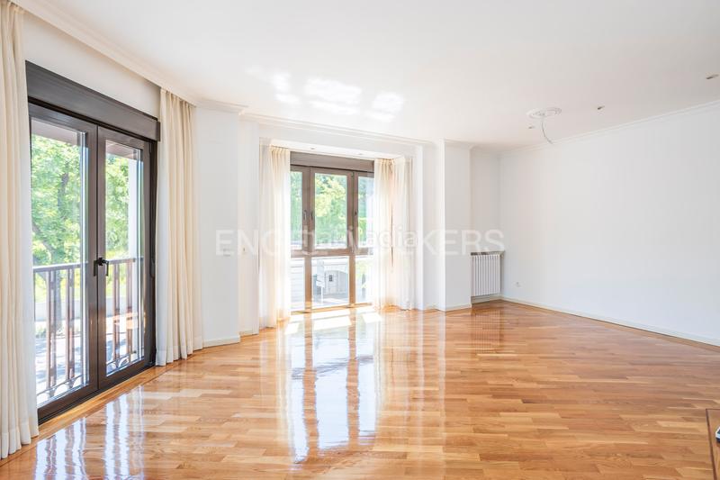 Foto f0a043c2-b866-4934-b746-0161b40ac72d. Lloguer apartament amb calefacció aparcament a Imperial Madrid