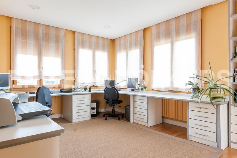 Foto 51766d1b-181f-4950-ad39-c55fc76d4701. Haus mit heizung parking pool in Ciudalcampo