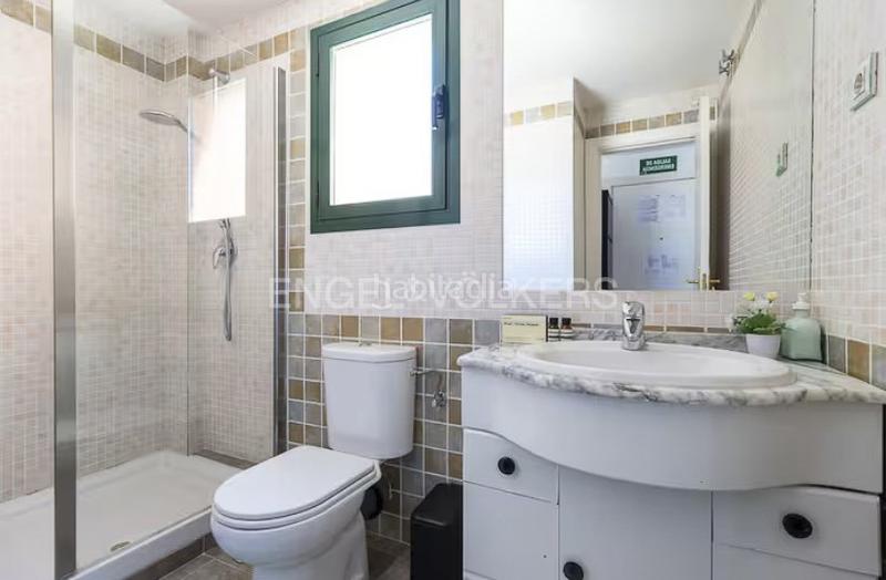 Foto 1964b5b4-87a4-42bb-b634-a3adb598aa30. Àtic amb calefacció piscina a Bellas Vistas Madrid