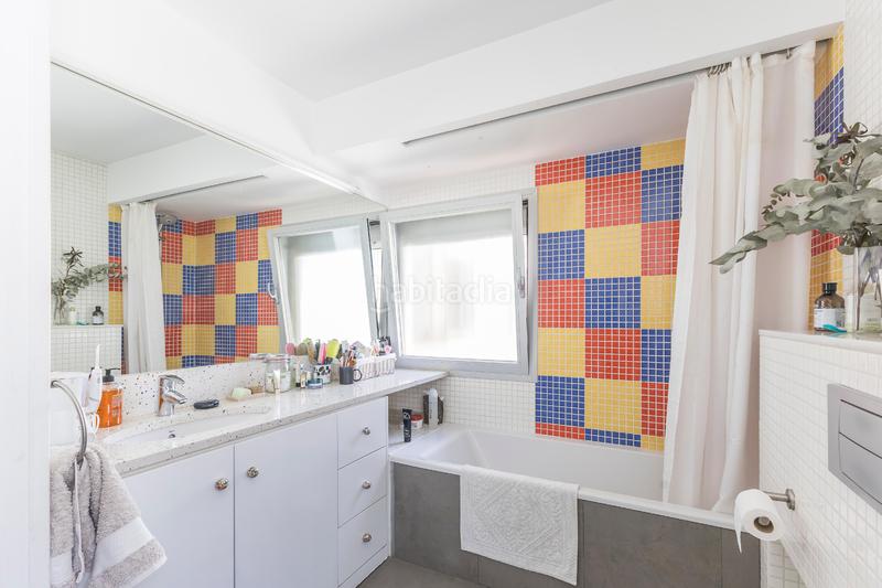 Foto 2c61e5f3-e992-4d89-b9e2-dc80daa53cf9. Ático  único con terraza de 50m2 con vistas despejadas en Trafalgar en Madrid