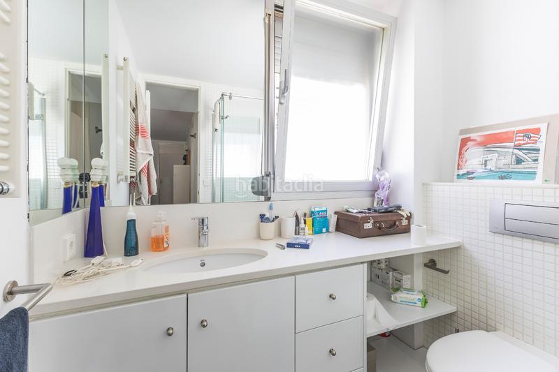 Foto 9d100402-8505-43b5-9cec-80a057db4840. Ático  único con terraza de 50m2 con vistas despejadas en Trafalgar en Madrid