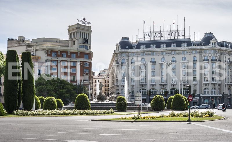 Foto 4bd2c9f8-1953-47b9-a4d5-e2abffa45413. Apartament amb calefacció piscina a Cortes-Huertas Madrid