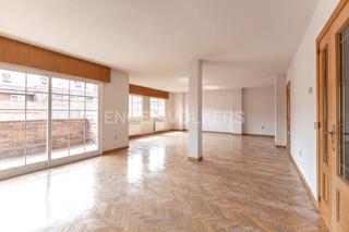 Appartement  Calle alameda. Ático  dúplex con tres terrazas y vistas despejadas.
